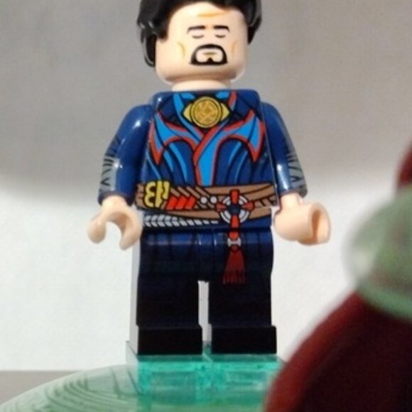 Fantastic Four custom designed Minifigures set - Picture 10 of 10